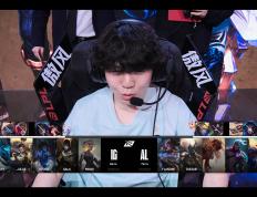  认真听粉丝要求的jackeylove选手 