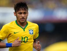 TheShy与90激战C9分钟，比赛局势复杂胜负难料！，Doinb焦点对战再创辉煌时刻